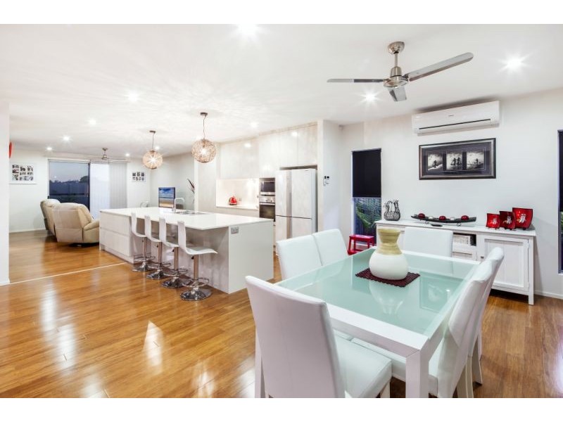 64 Royal Drive, Kawungan QLD 4655