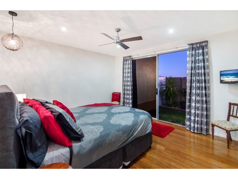 64 Royal Drive, Kawungan QLD 4655