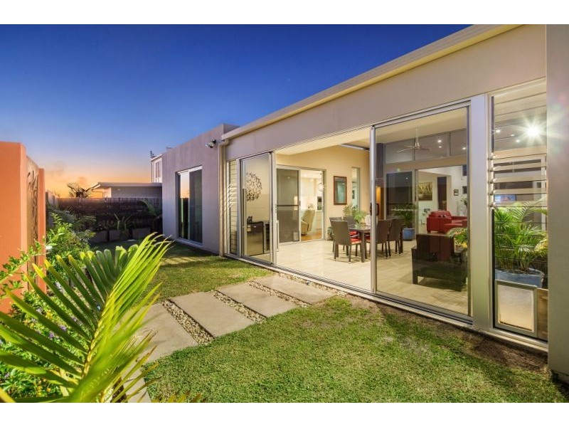 64 Royal Drive, Kawungan QLD 4655