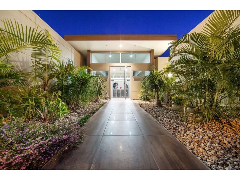 64 Royal Drive, Kawungan QLD 4655