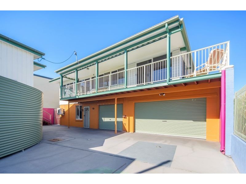 429 Esplanade, Torquay QLD 4655