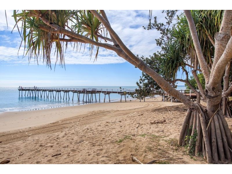 429 Esplanade, Torquay QLD 4655