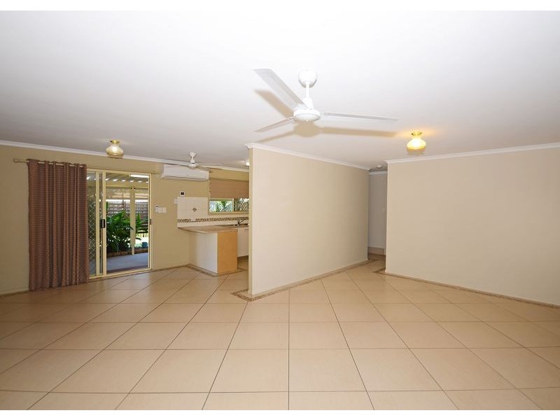 24 Wide Bay Drive, Eli Waters QLD 4655