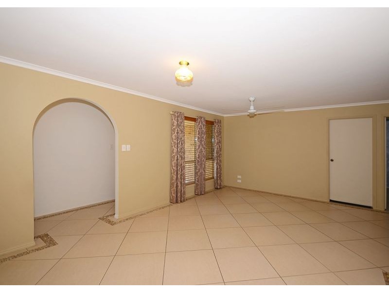 24 Wide Bay Drive, Eli Waters QLD 4655
