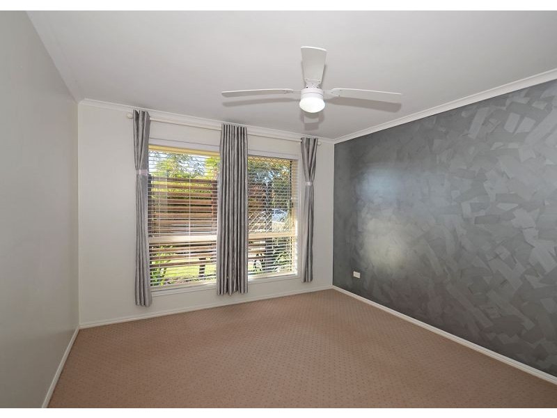 24 Wide Bay Drive, Eli Waters QLD 4655