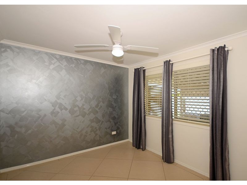 24 Wide Bay Drive, Eli Waters QLD 4655