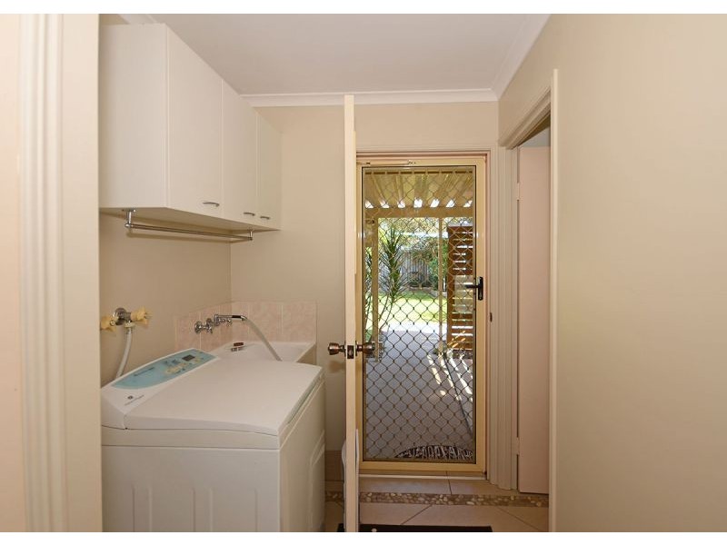 24 Wide Bay Drive, Eli Waters QLD 4655