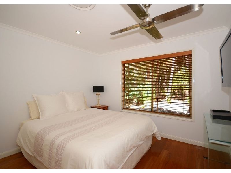 5 Flora Court, Dundowran Beach QLD 4655
