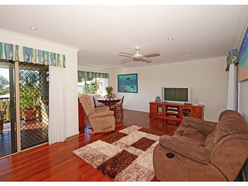 25 Koloi Street, Scarness QLD 4655