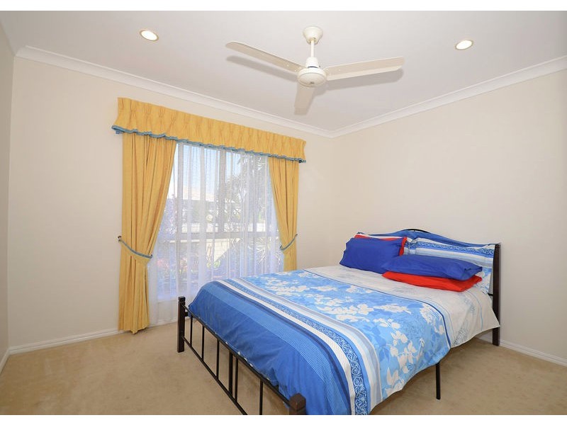 25 Koloi Street, Scarness QLD 4655