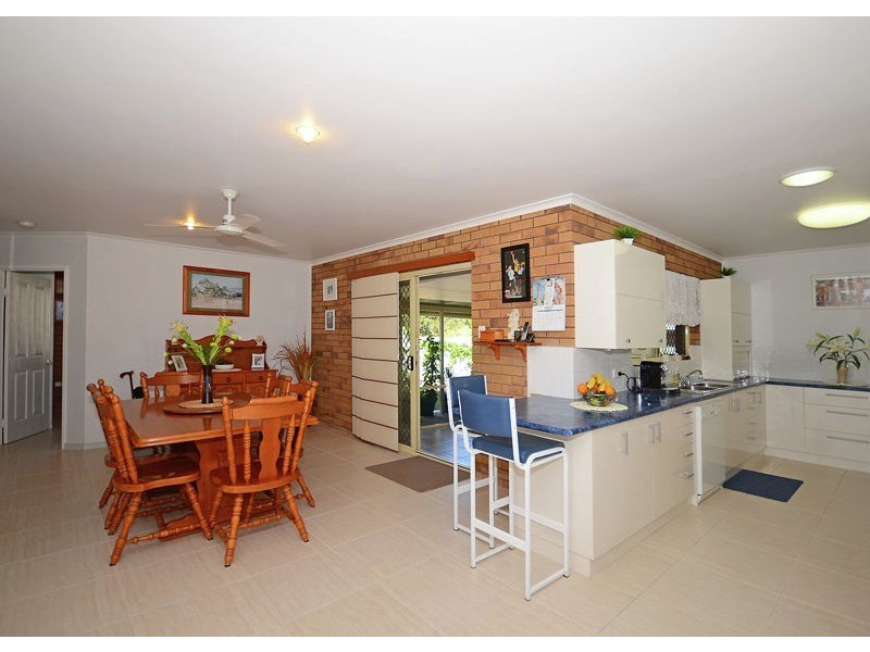 16 St Andrews Drive, Pialba QLD 4655