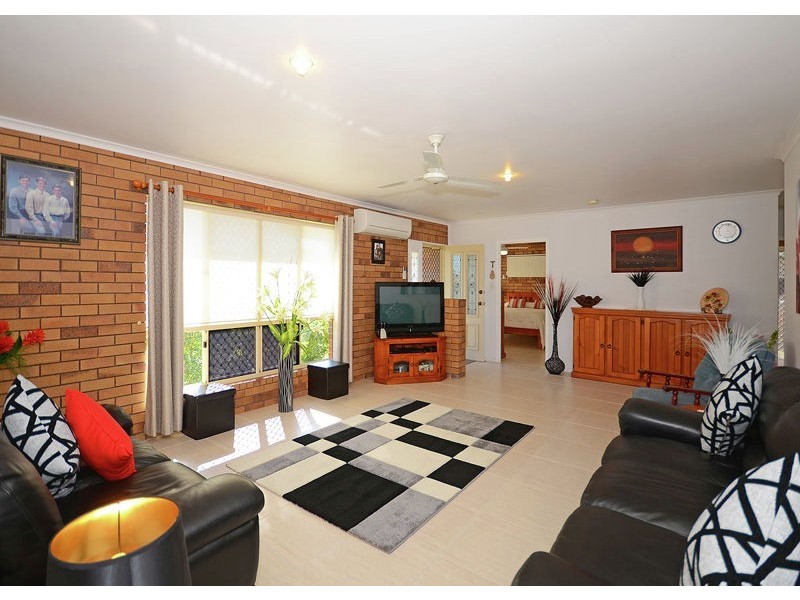 16 St Andrews Drive, Pialba QLD 4655