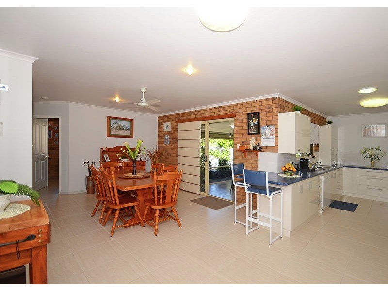 16 St Andrews Drive, Pialba QLD 4655