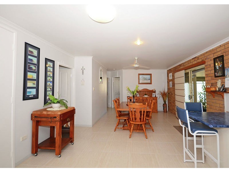 16 St Andrews Drive, Pialba QLD 4655