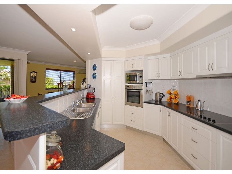 203 Cove Boulevard, River Heads QLD 4655