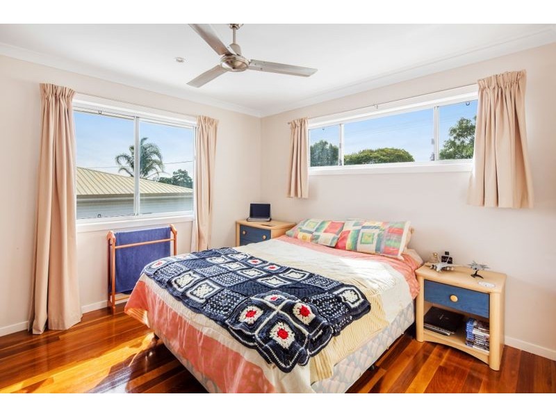 37 Miller Street, Urangan QLD 4655