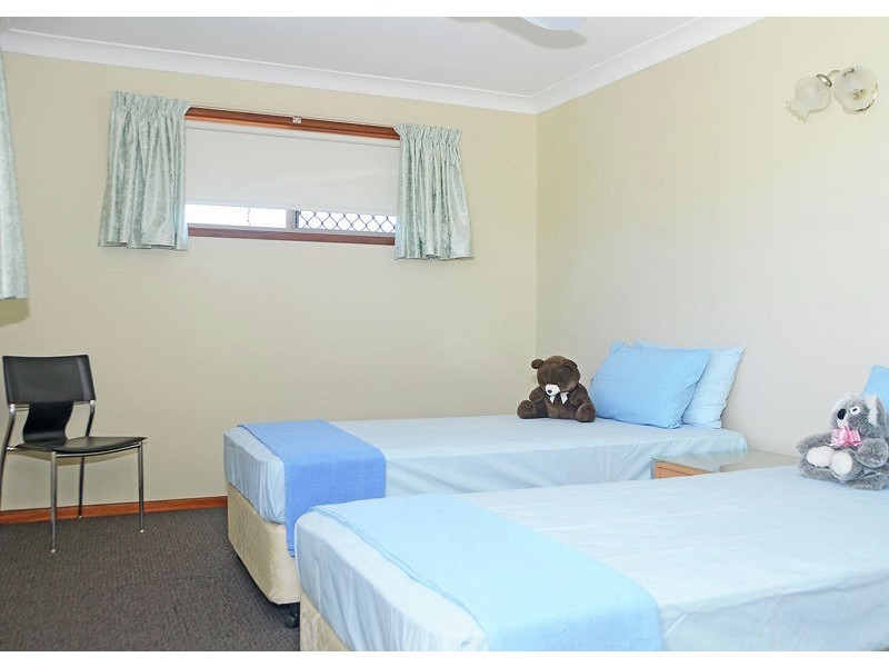 10 Hervey Street, Scarness QLD 4655
