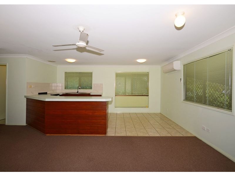 753 Boat Harbour Drive, Urangan QLD 4655