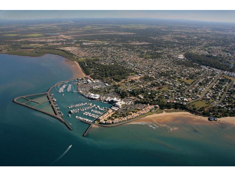 753 Boat Harbour Drive, Urangan QLD 4655