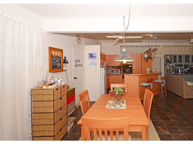 55 Cunningham Street, Urangan QLD 4655