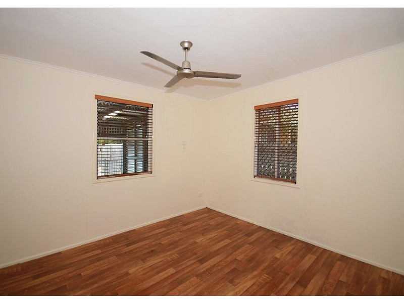 32 Neils Street, Pialba QLD 4655