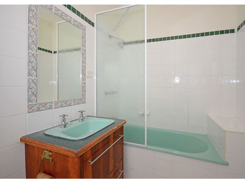 32 Neils Street, Pialba QLD 4655