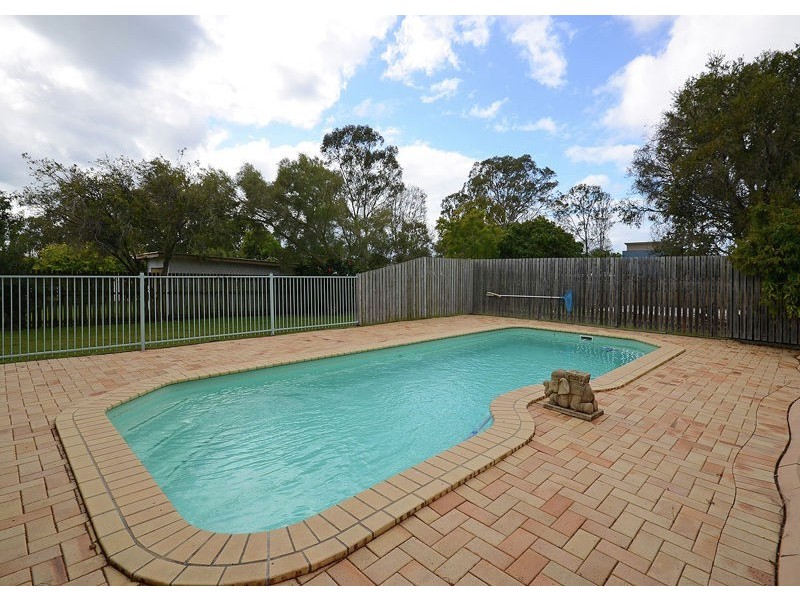 32 Neils Street, Pialba QLD 4655