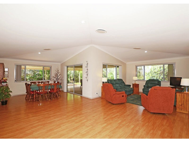 20 Gumtree Drive, Urraween QLD 4655