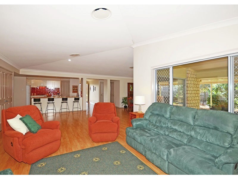 20 Gumtree Drive, Urraween QLD 4655