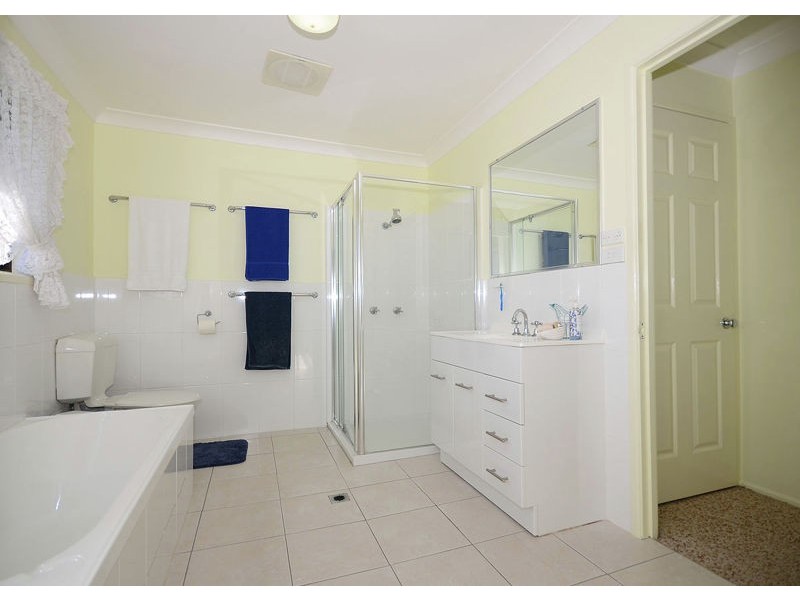 8 Parlon Court, Kawungan QLD 4655
