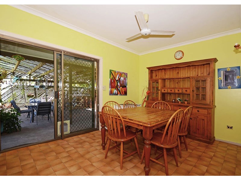 22 Richard Street, Urangan QLD 4655