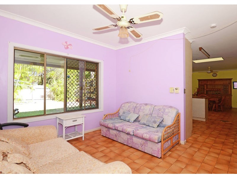 22 Richard Street, Urangan QLD 4655