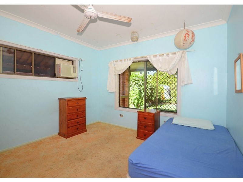22 Richard Street, Urangan QLD 4655