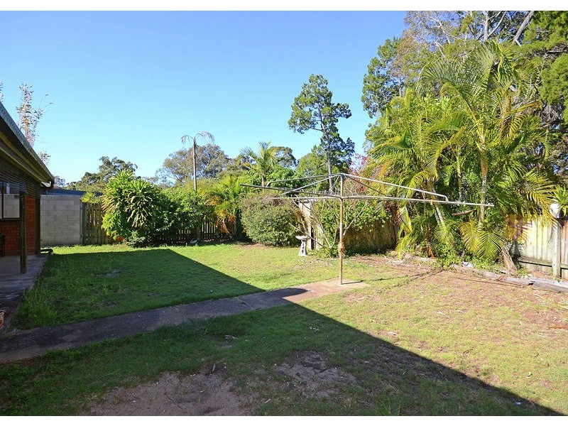 22 Richard Street, Urangan QLD 4655