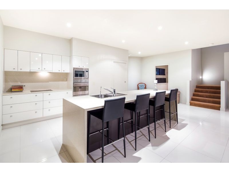 1 Dundowran Beach Esplanade, Dundowran Beach QLD 4655