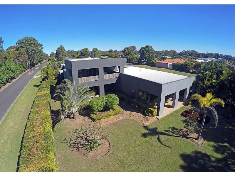 1 Dundowran Beach Esplanade, Dundowran Beach QLD 4655