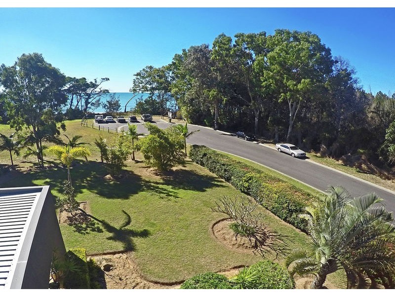 1 Dundowran Beach Esplanade, Dundowran Beach QLD 4655