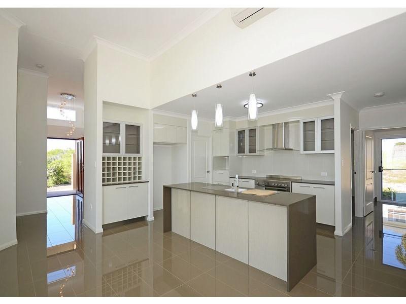 14 Edgewater Court, Craignish QLD 4655