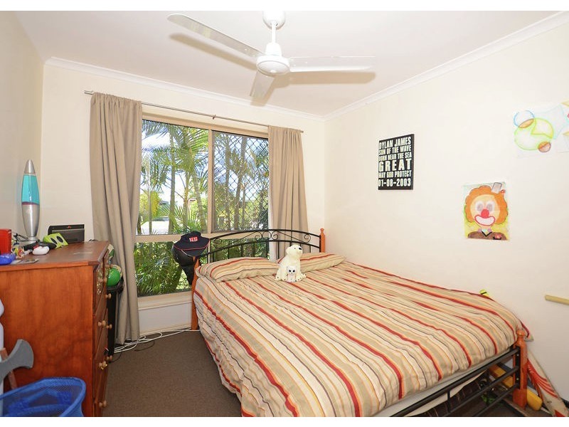 4 Merrilyn Court, Urangan QLD 4655
