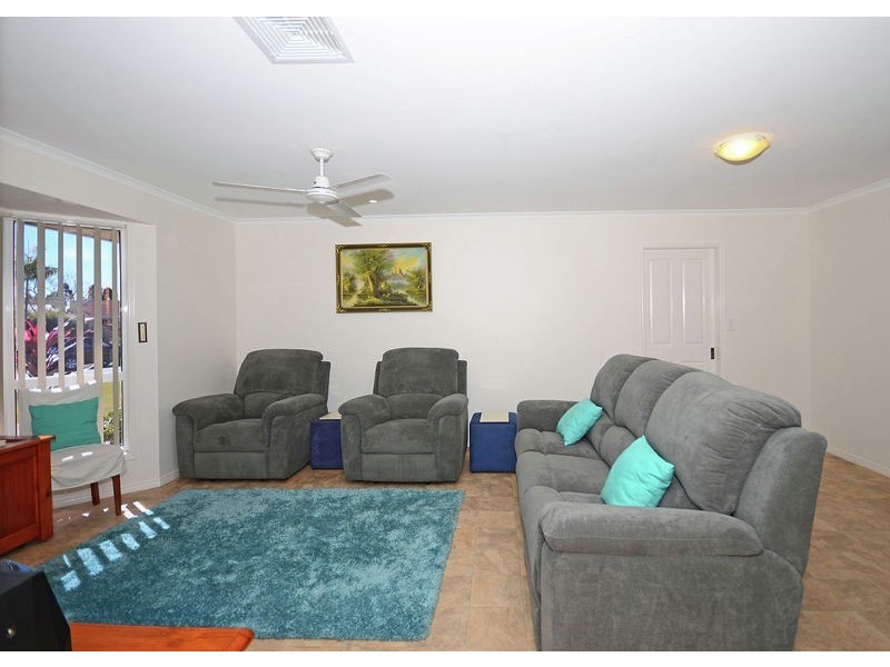 54 Kookaburra Drive, Eli Waters QLD 4655