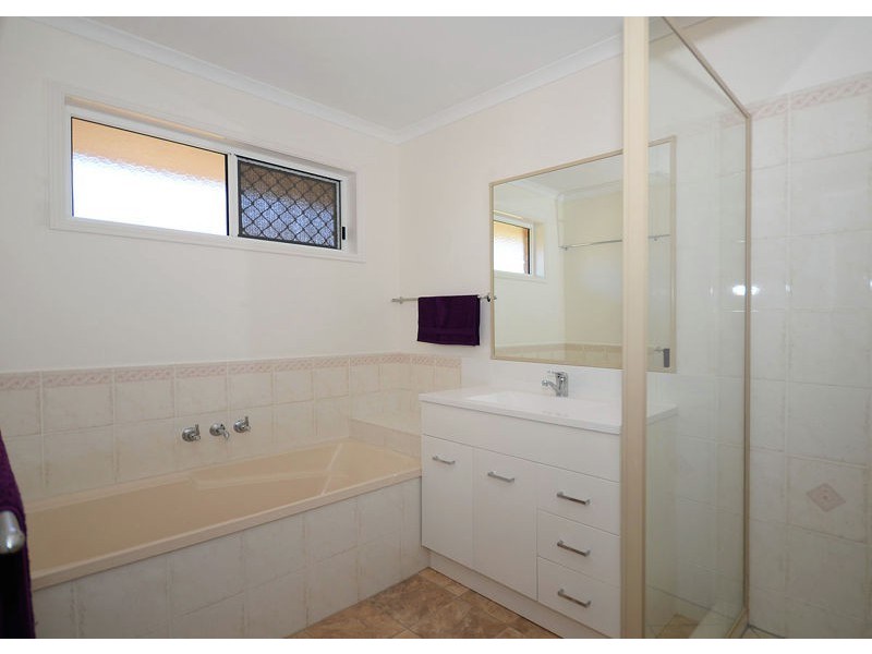 54 Kookaburra Drive, Eli Waters QLD 4655