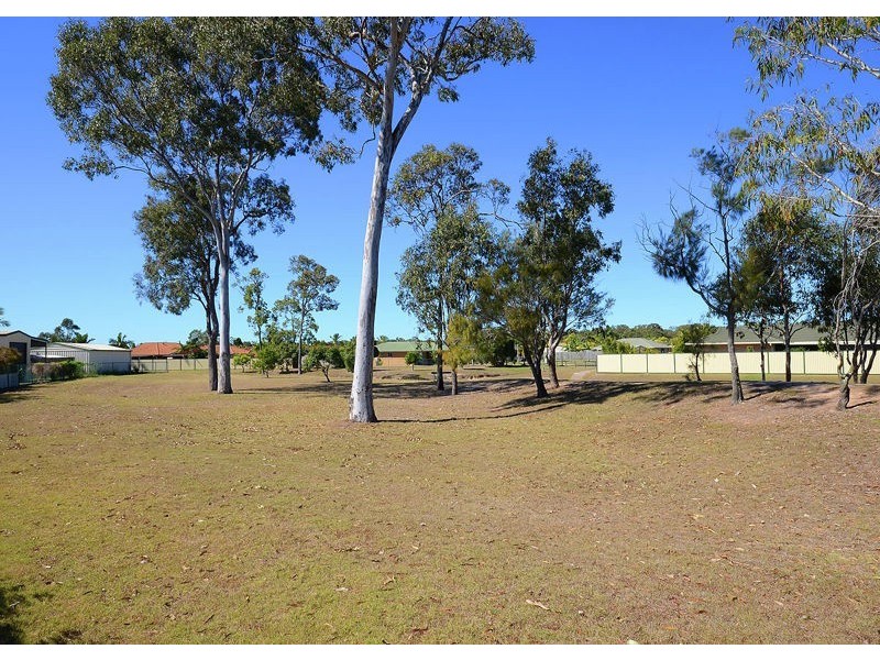 54 Kookaburra Drive, Eli Waters QLD 4655