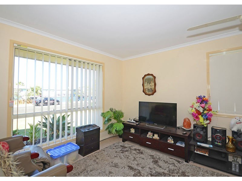 37 Banksia Street, Point Vernon QLD 4655