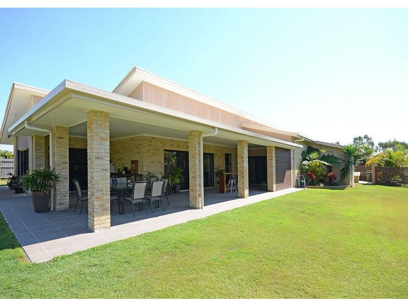 19 Amstal Avenue, Wondunna QLD 4655