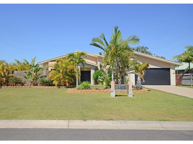 19 Amstal Avenue, Wondunna QLD 4655