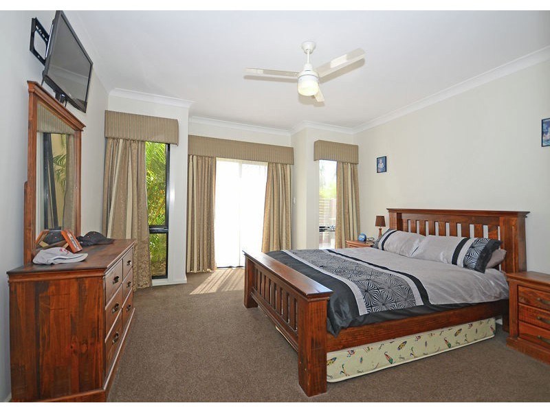 19 Amstal Avenue, Wondunna QLD 4655