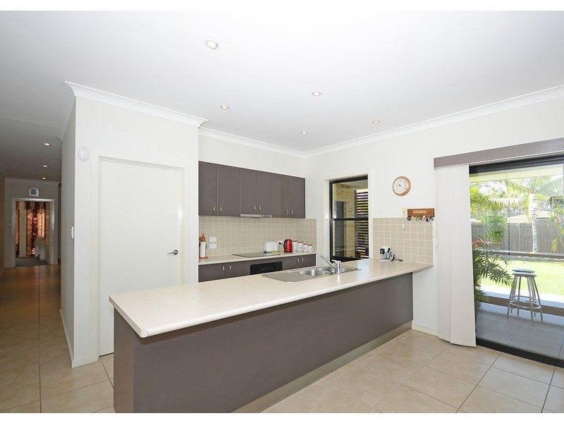 19 Amstal Avenue, Wondunna QLD 4655