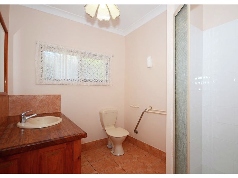 17B Hibiscus Street, Urangan QLD 4655