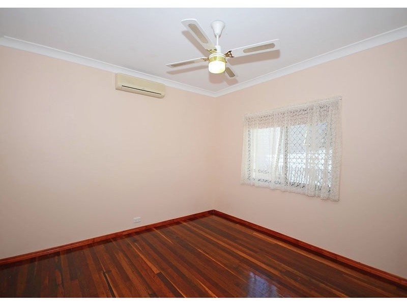 17B Hibiscus Street, Urangan QLD 4655