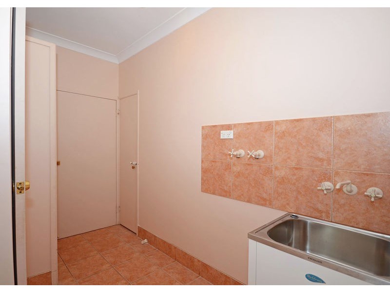 17B Hibiscus Street, Urangan QLD 4655